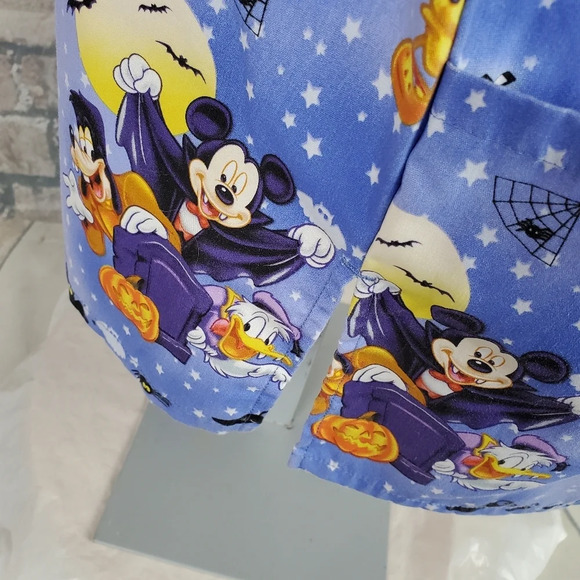 Disney Halloween Scrub Medical Top VNeck Pockets Blue Size  Small - Picture 10 of 14